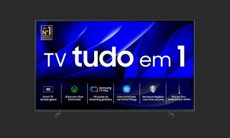 Samsung Smart TV 70 Polegadas Crystal UHD 4K 70DU8000 - Painel Dynamic Crystal Color, Gaming Hub